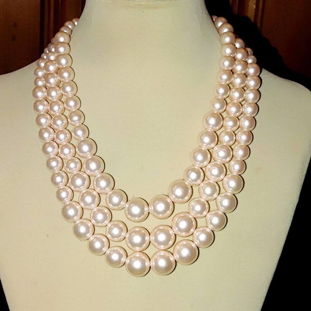 Pink Pearl Necklace Choker Graduated Multi 3 Strand Faux Gold Tone Clasp Round